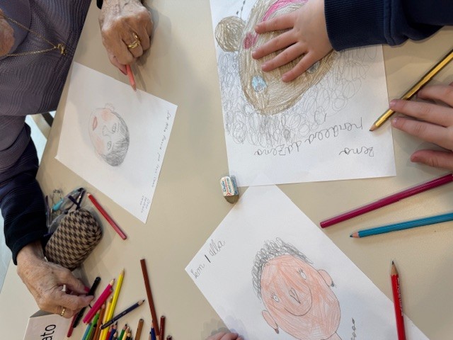 Colorare i ricordi, disegnare il futuro insieme